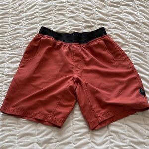 Prana Men’s Mojo Shorts EUC Size Small
